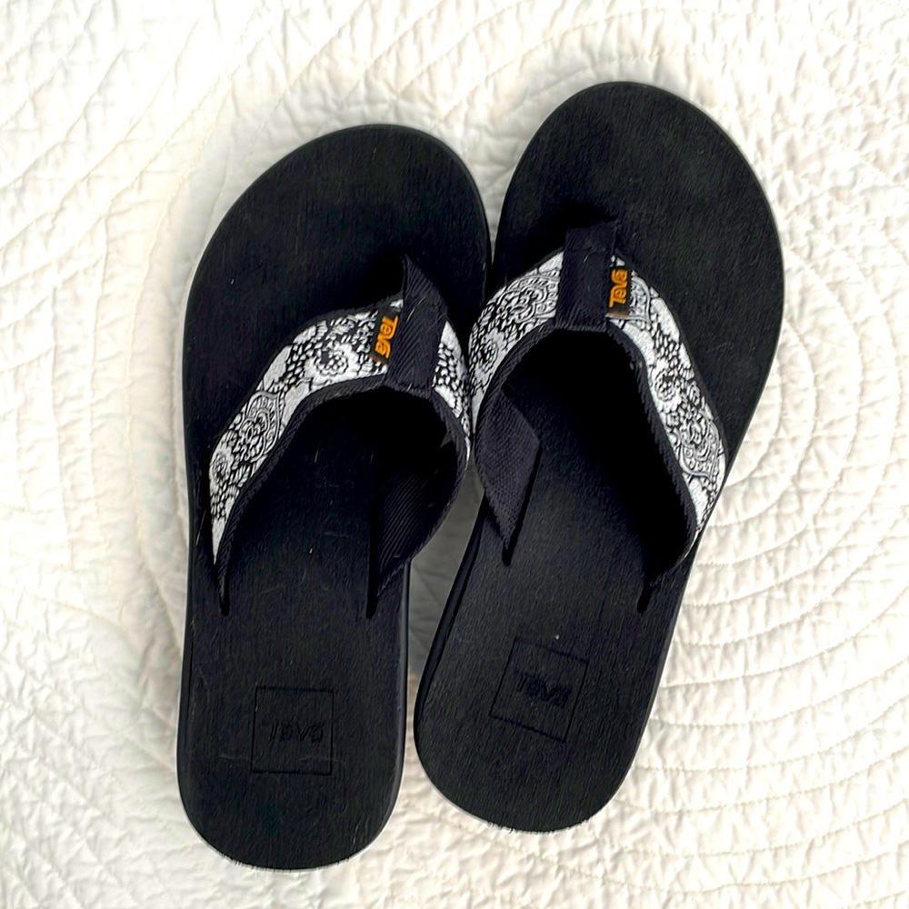 New teva wedge flip flop